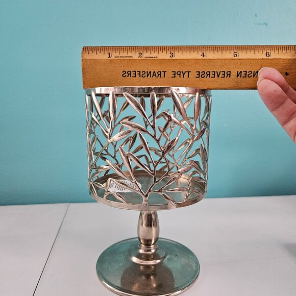 Bath & Body Works 3 Wick Pedestal Candle Holder Silver Vine Leaf Pre-owned - Picture 3 of 9